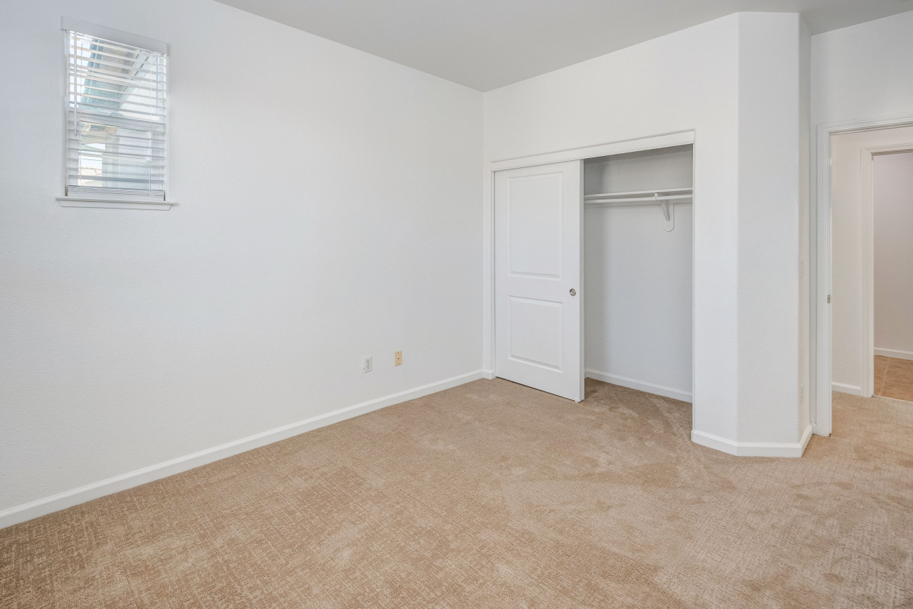 1660 Glenmore-44.jpg